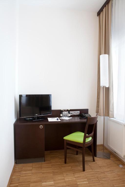 Stadthotel Waidhofen An Der Thaya Room photo